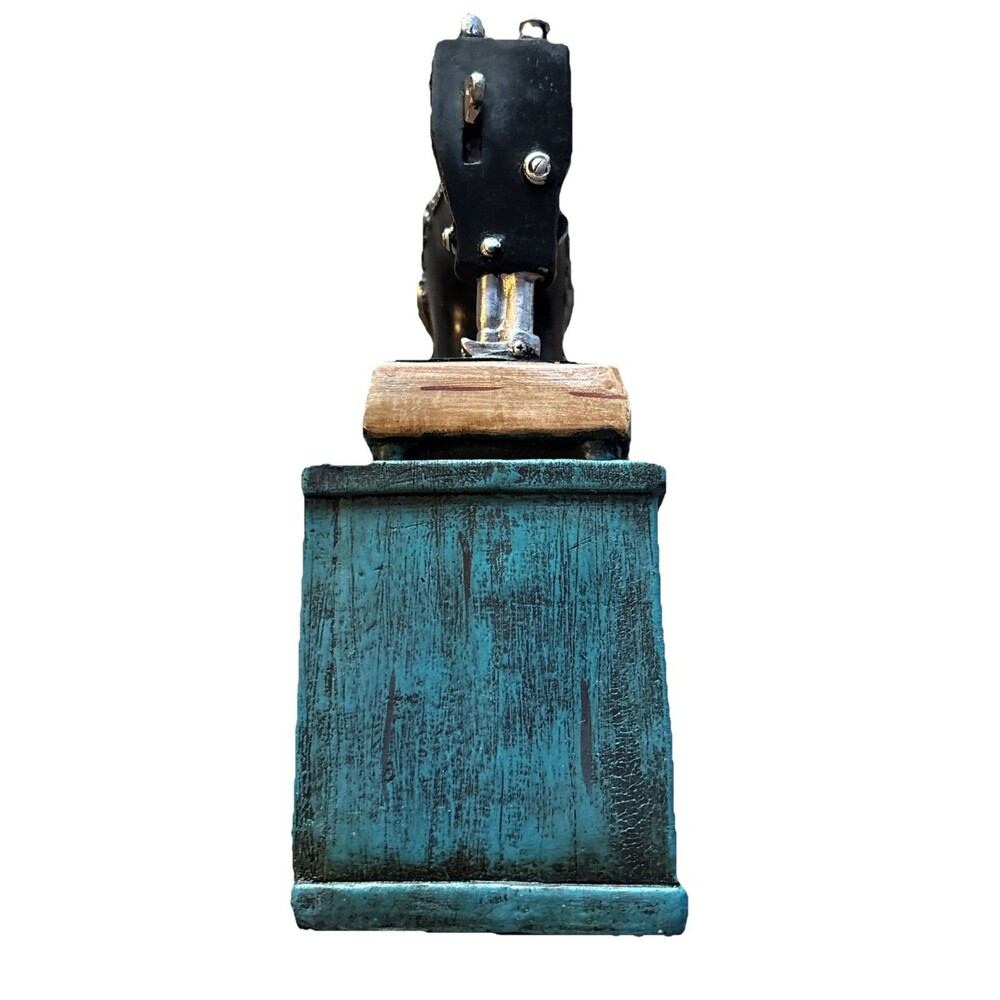 Singer Sewing Machine  Coin Bank - Picture 5 of 8